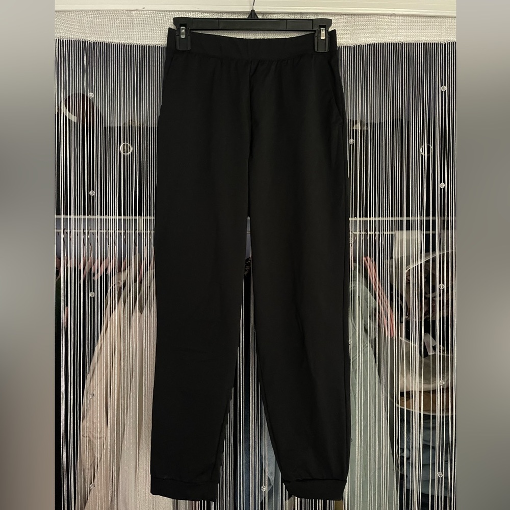 UNIQLO joggers size small